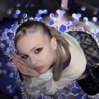 Логотип @karnaxvaliks - 🎀𐌺ᥲrᥒᥲ.᥎ᥲᥣ🎀