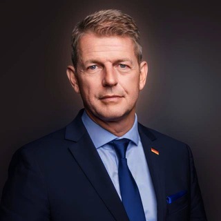 Логотип @karstenhilsepolitiker - Karsten Hilse | MdB | AfD