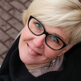 Логотип @kate_starun - 🦊Катя Степь. Терапия узором слов.