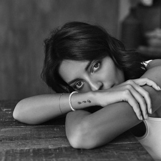 Логотип @katebutkodaily - Kate Butko Daily 💫