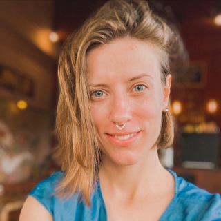 Логотип @kateevlakhova - 𝓚𝓪𝓽𝓮𝓻𝓲𝓷𝓪