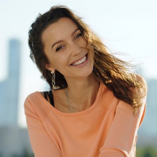 Логотип @katelangclub - ПереЛАДова про Коммуникацию | Психологию | Конфликтологию