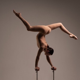 Логотип @kateonhands - Kate on hands