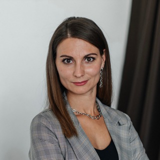 Логотип @katerinakrasova - Сила магазина. Деньги в рознице.