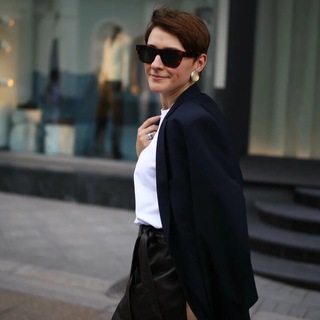 Логотип @katyachumak - Катя, надо брать?!