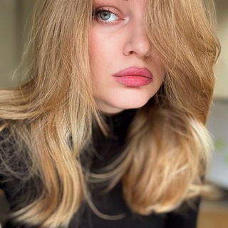 Логотип @katyamatyata - котячье сердце ☃️