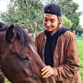 Логотип @katyasvami - КАТЯ С ВАМИ