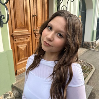 Логотип @katzerty - ♌️😽