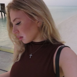 Логотип @kazanovablondie - kazanova