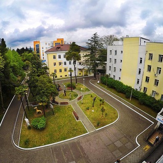 Логотип @kb4adlersochi - Краевая больница N4 в Адлере