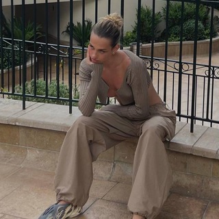 Логотип @kgulinaaa - KG