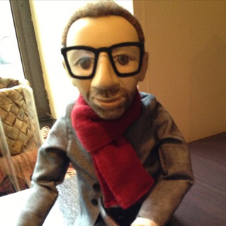 Логотип @khamview - ХАМский взгляд