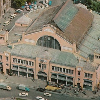 Логотип @kievnewslive - Говорят на Бессарабке