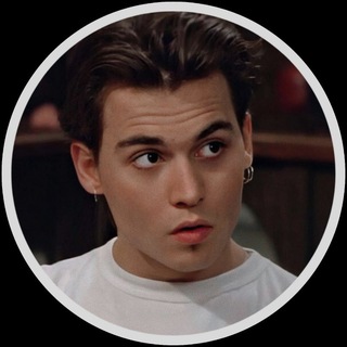 Логотип @kino_tourist - КИНОТУРИСТ