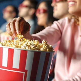 Логотип @kinokhalyavshiki - Кинохалявщики. Канал для продвинутых😊