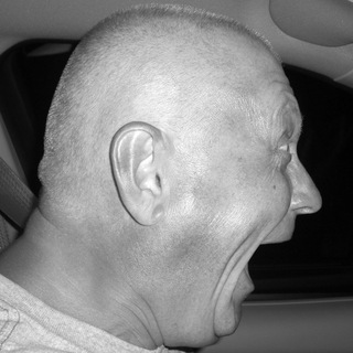 Логотип @kinoknigi - ALEXOF