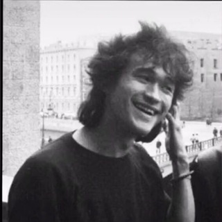 Логотип @kinoviktortsoy - Виктор Цой & Группа КИНО