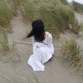 Логотип @kinttsugi - цветные сны