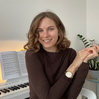 Логотип @kira_piano_play - КИРА | УРОКИ ФОРТЕПИАНО И СОЛЬФЕДЖИО | НОТЫ