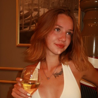 Логотип @kiramourr - кирамур