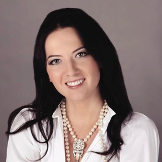 Логотип @kirasazonova - Кира Сазонова