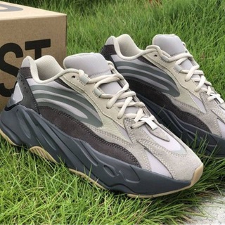 Логотип @kirasofki - Krasofka 👟