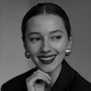 Логотип @kireevadescg - Анна Киреева | дизайн интерьера, 3д визуализация, обучение