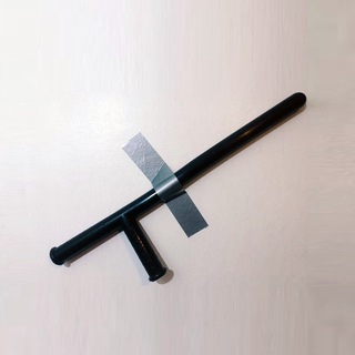 Логотип @kissmybabushka - Артём Лоскутов