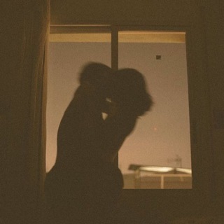 Логотип @kissqswq - кис