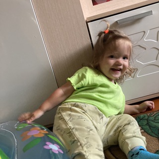 Логотип @kissyjuli - milash.li