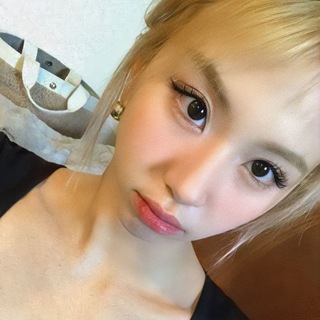 Логотип @kkkpopgirlgr - kpop's