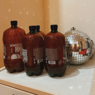 Логотип @klacpivo - Пью Клацное пиво