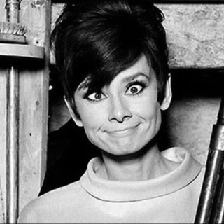 Логотип @klerfontravel - Где тебя носит, Клэр?