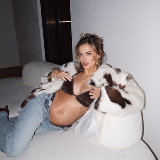 Логотип @klubni4ka13 - Прямое включение от @klubni4ka13