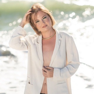 Логотип @kmilliona - Света и ТРИГГЕР ВЛАСТИ