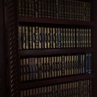 Логотип @knigi_islamic - Книги pdf