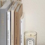 Логотип @knigo_club_obsuzgdenie - Книжный клуб со Стасей @stasya_pro_knigi