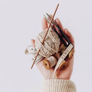 Логотип @knitvip - ВЯЗАНАЯ КОПИЛКА