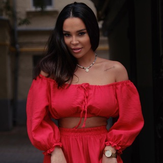 Логотип @kolisnichenko_kate - Екатерина Колисниченко