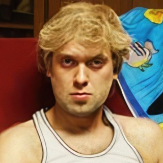 Логотип @kommentator_ru - КОММЕНТАТОР.РУ