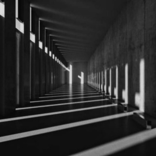 Логотип @korivla - Коридоры и власти