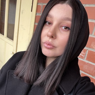 Логотип @koroche_mommy_tg - koroche_mommy