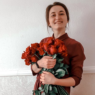 Логотип @korotchenkova - 𝓜𝔂 𝓯𝓪𝓶𝓲𝓵𝔂 🕊