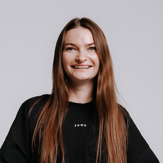 Логотип @korotya_snimaet - коротя снимает