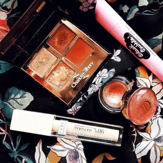 Логотип @kosmetosiko - Косметичка