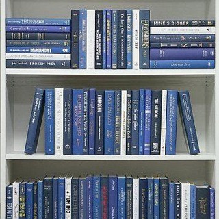Логотип @kosmos_no_secrets_knigi - Книжная полка 📚