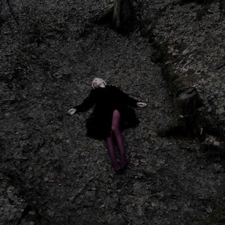 Логотип @kotikvampir - vampires, clowns and spirits