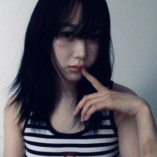 Логотип @kpop_memy - жизненные картинки