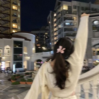 Логотип @kpophousefromeli - ПЕРЕЕЗД𓆩⚝𐌲𖦹ρ𖦹д0κ Э᧘ᥙ ‧₊˚☕️ ࿔