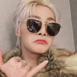 Логотип @kpopshopiiiii - 내 사랑💕